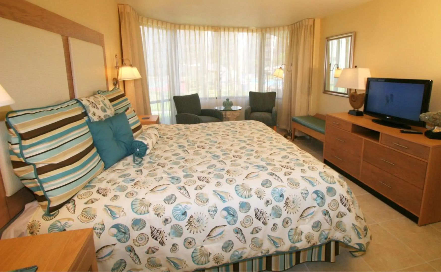 Royale Beach and Tennis Club