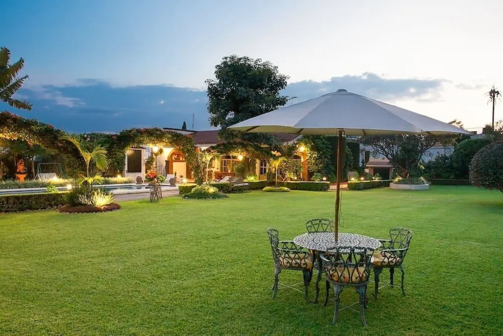 Residencia Jardin Real