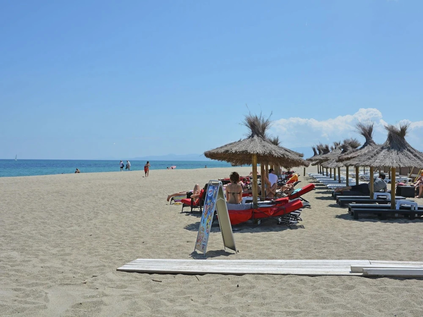 Apartment in Le Barcarès With Swimming Pool, Balcony, Garden