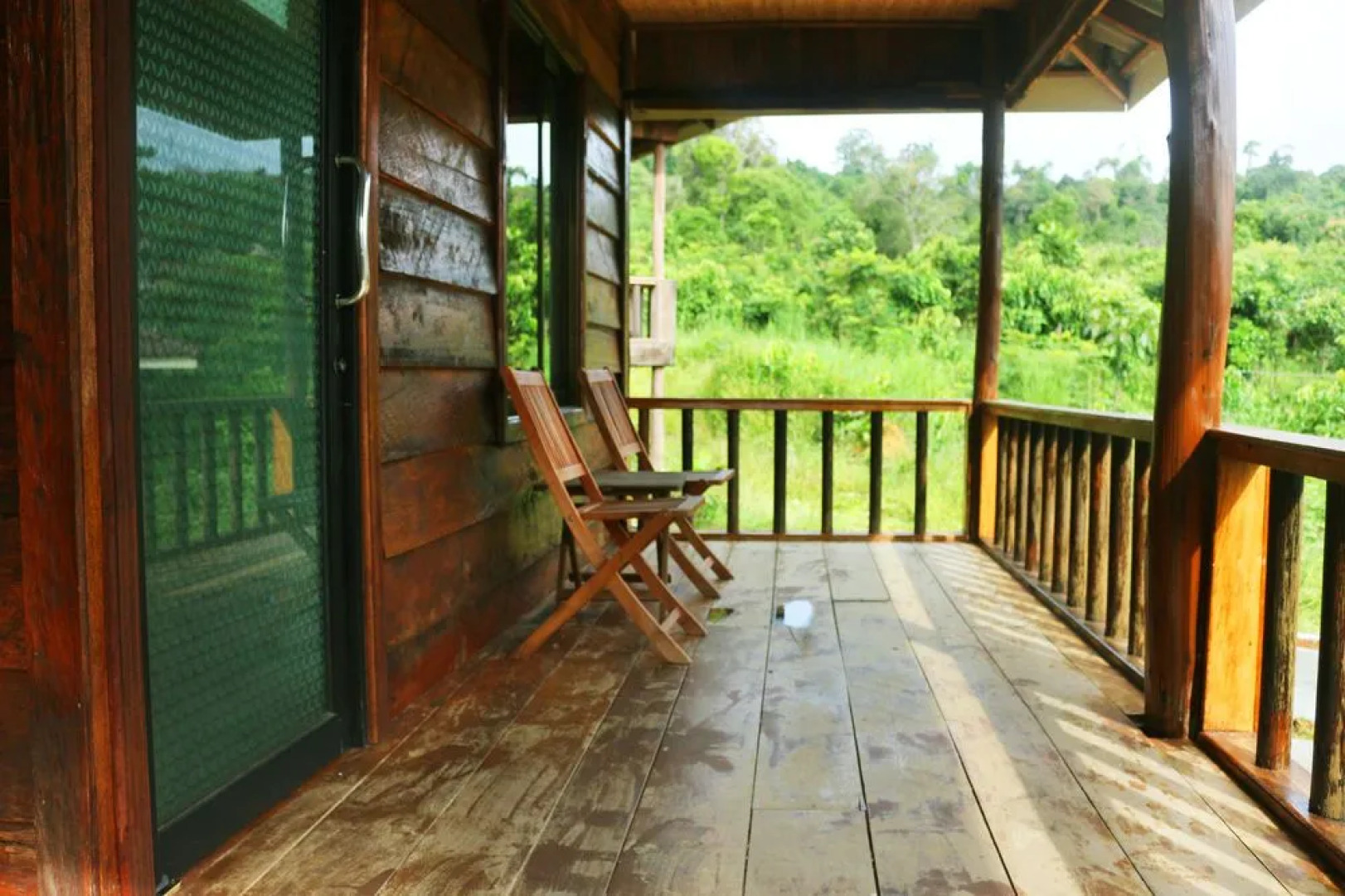 Golden Bungalow (former Hillside Bungalow )