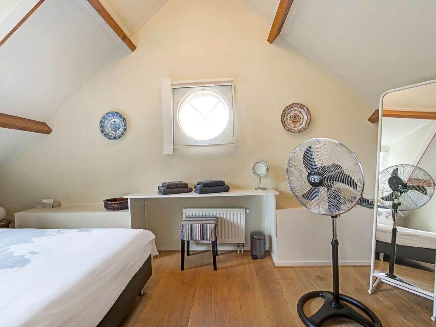 Picturesque Holiday Home in Oldenzaal with Hot Tub