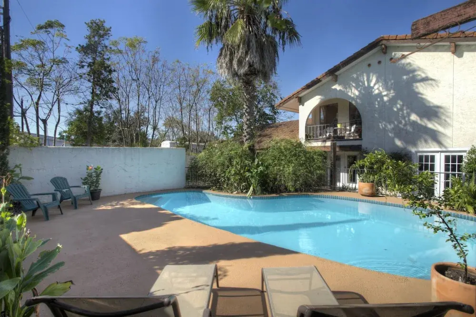 The Lakehouse Bed & Breakfast