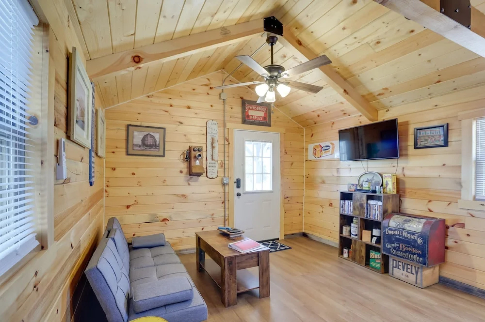 Rustic Caledonia Cabin Near State Parks & Boating!