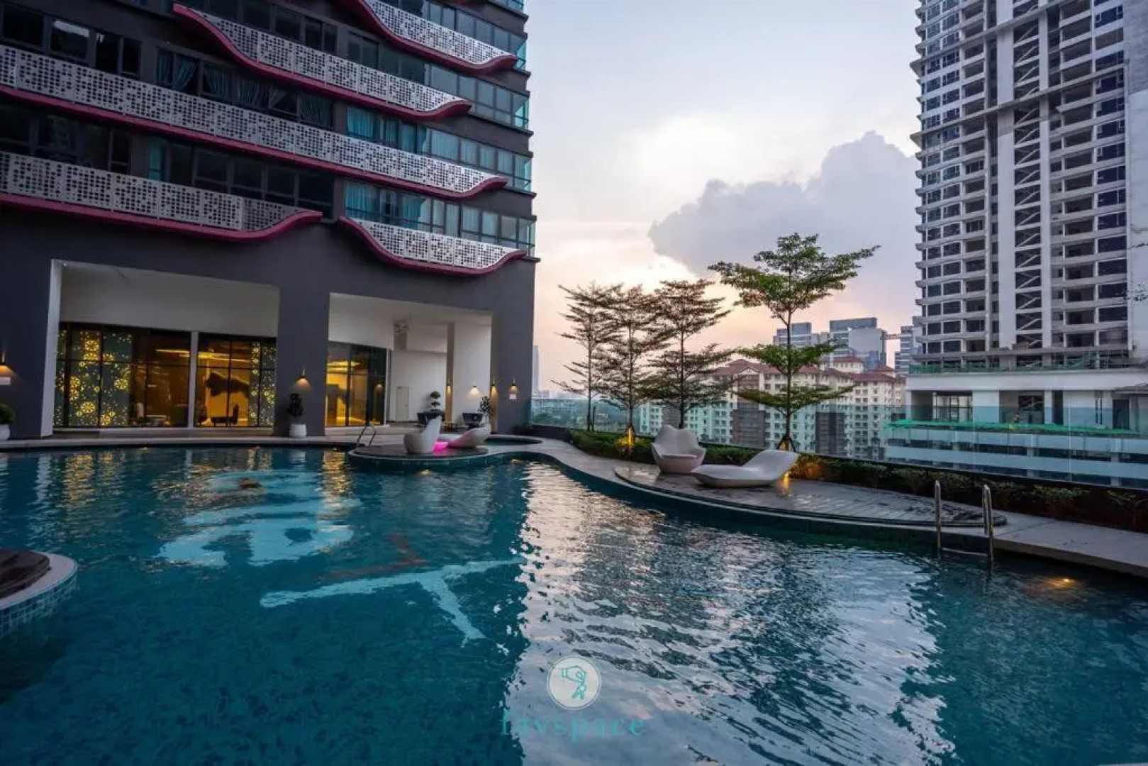 Insta-worthy Private Condo + Free 2 Parkings - Jalan Ampang - T1