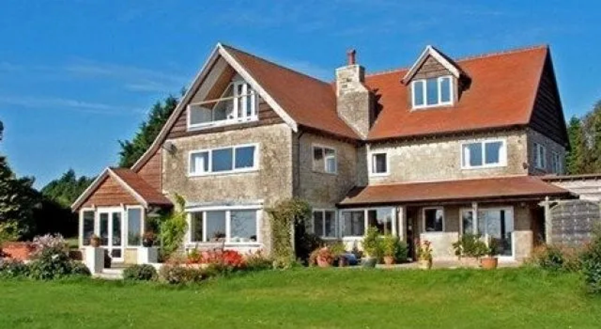Arnewood House