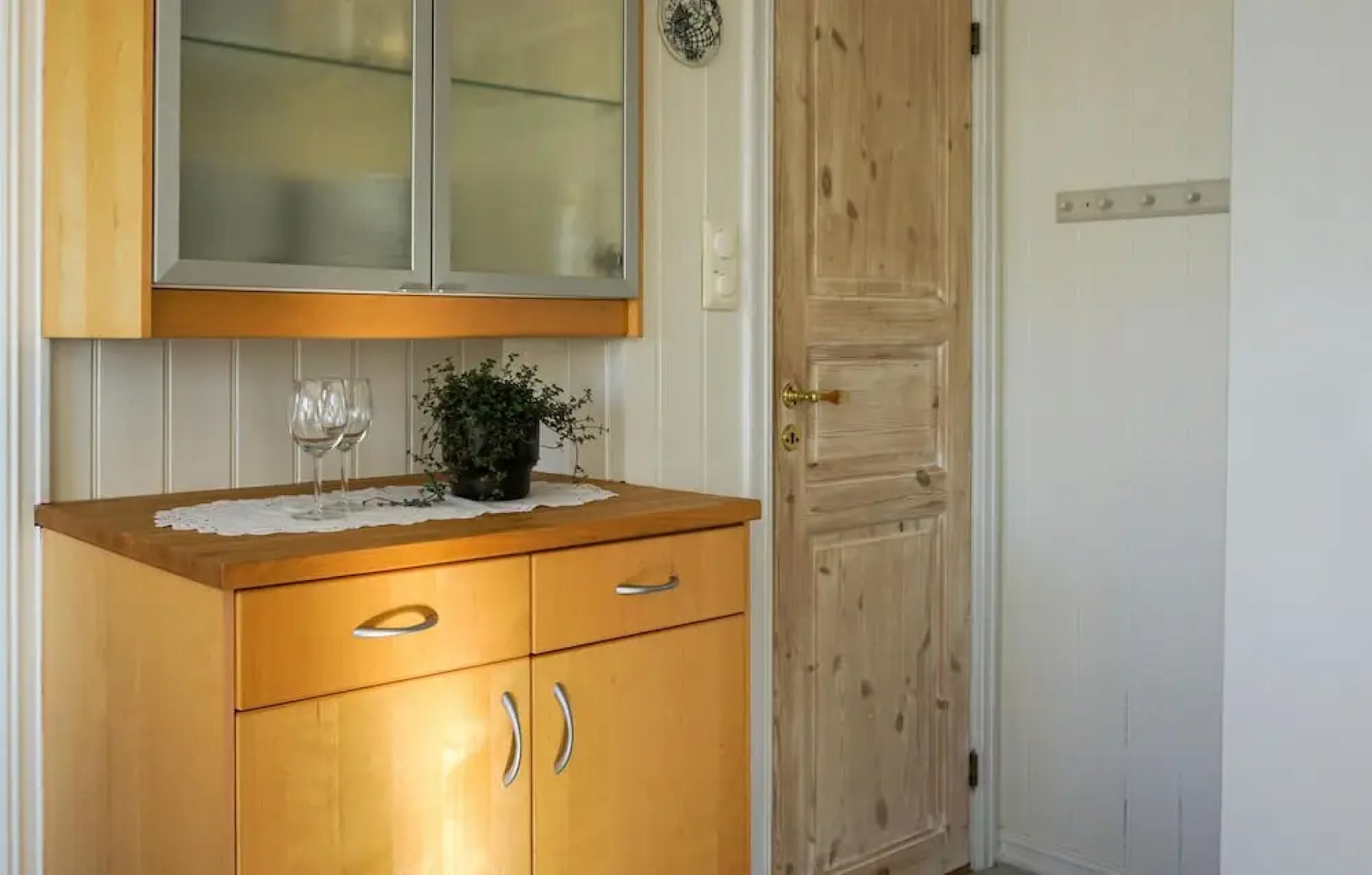 Beautiful Home in Farsund With 4 Bedrooms and Wifi