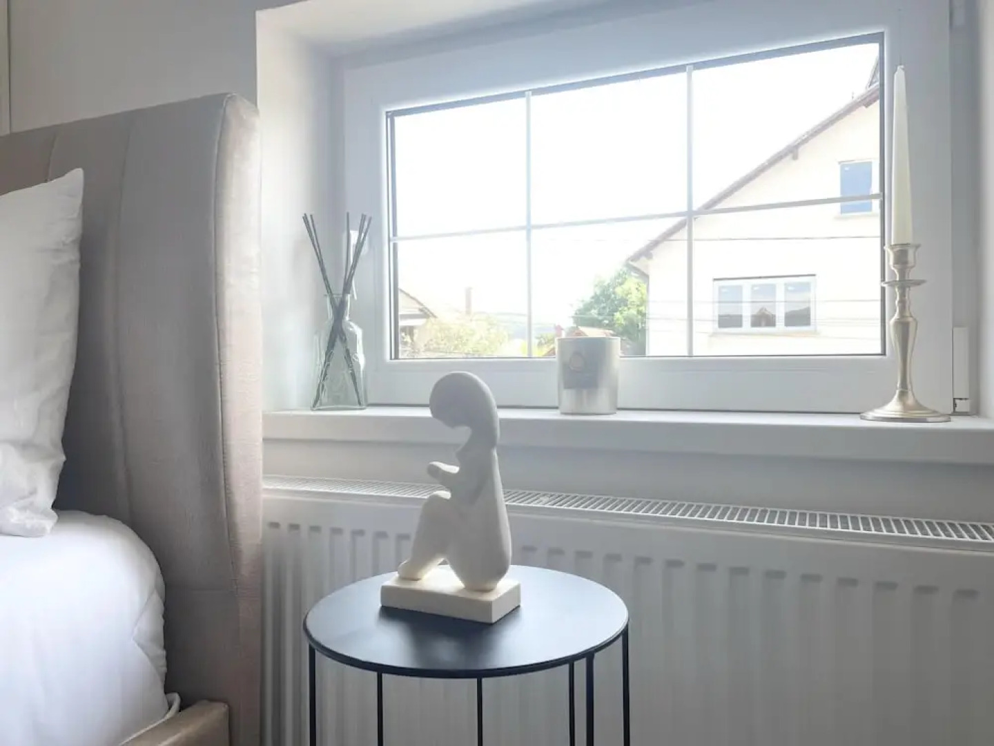 Impeccable 2-bed House in Albești