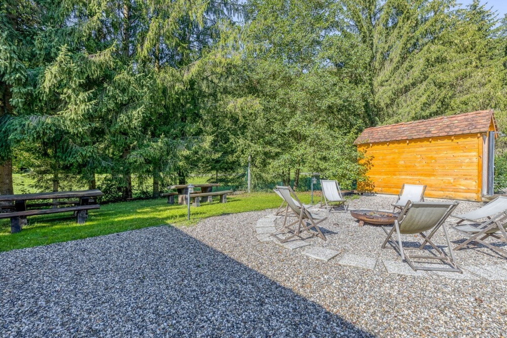 Pool Suite Flaxseed Private Sauna