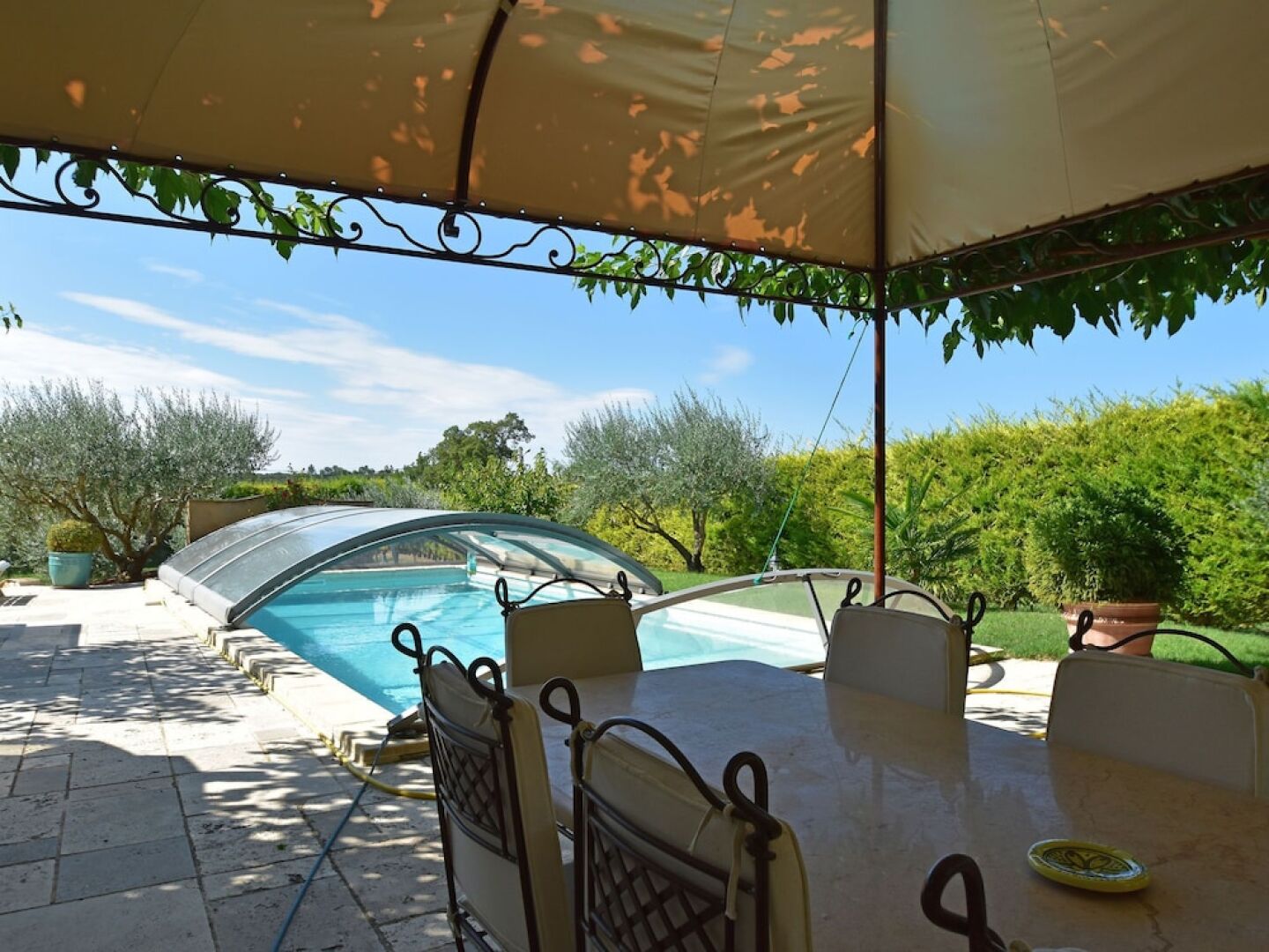Stunning Villa Near Regusse With Private Swimming Pool