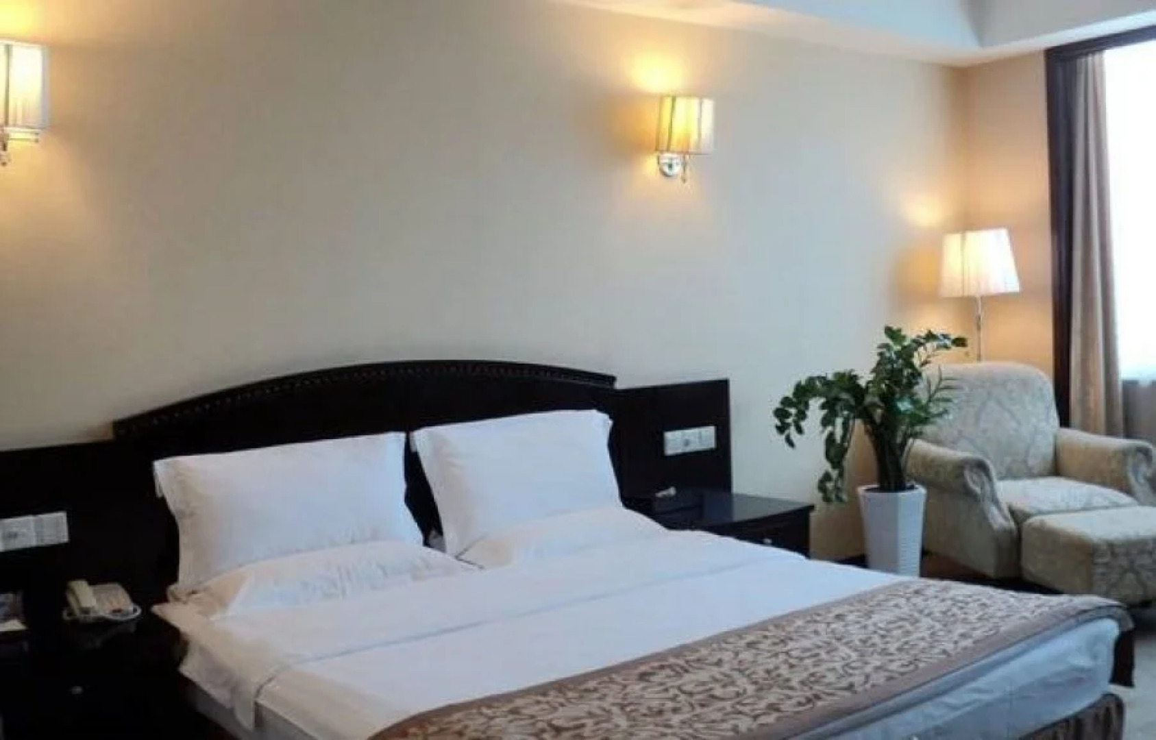 Zhongtian Huanghai Hotel