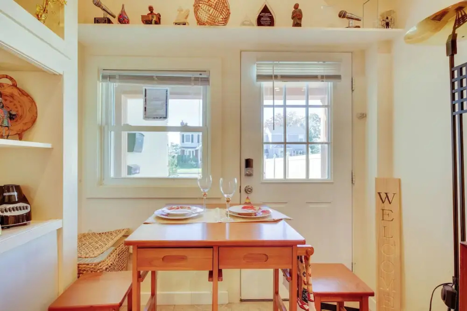 Cozy & Convenient Elmont Retreat w/ Patio!