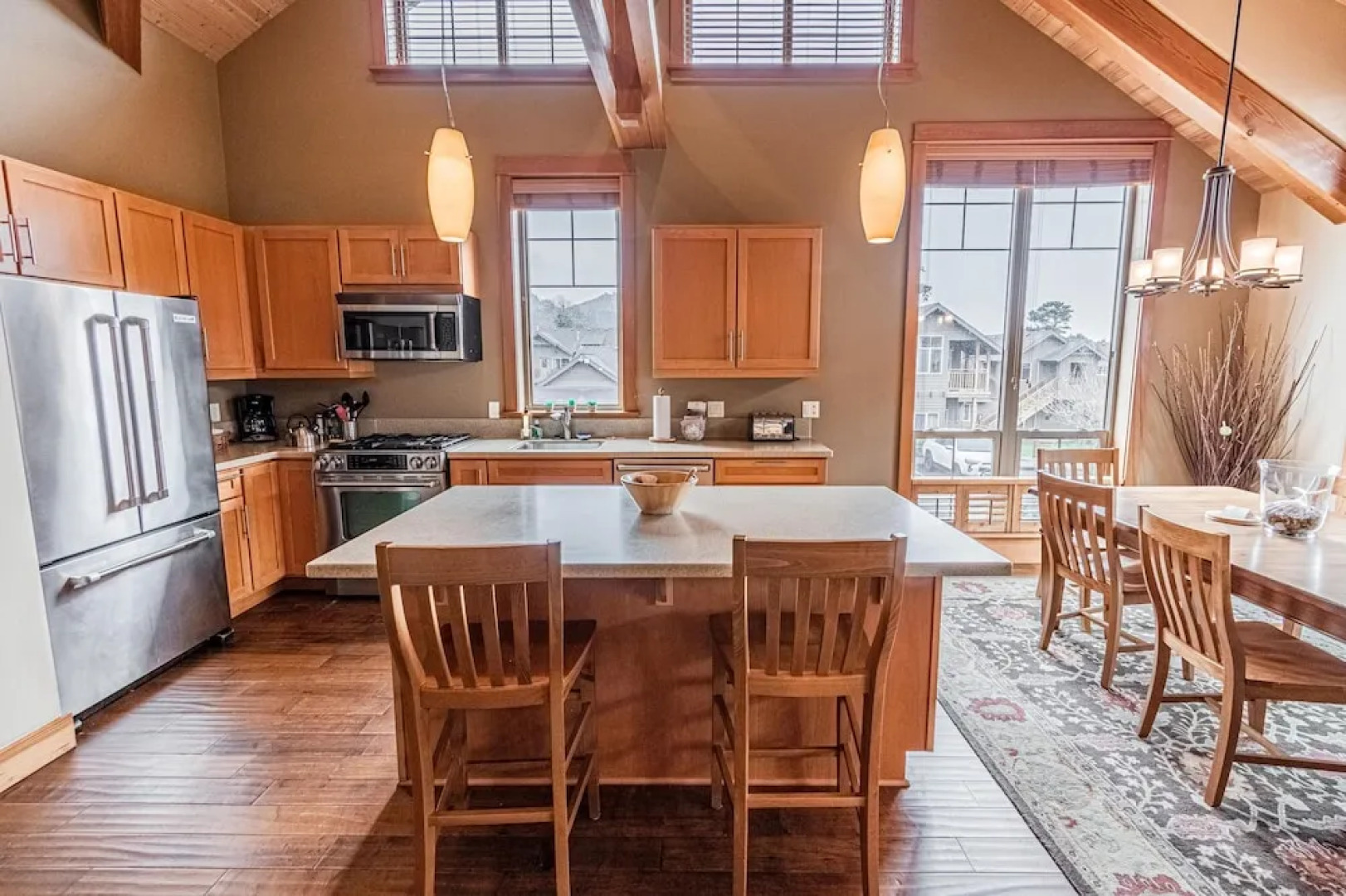 Lodges at Cannon Beach C2