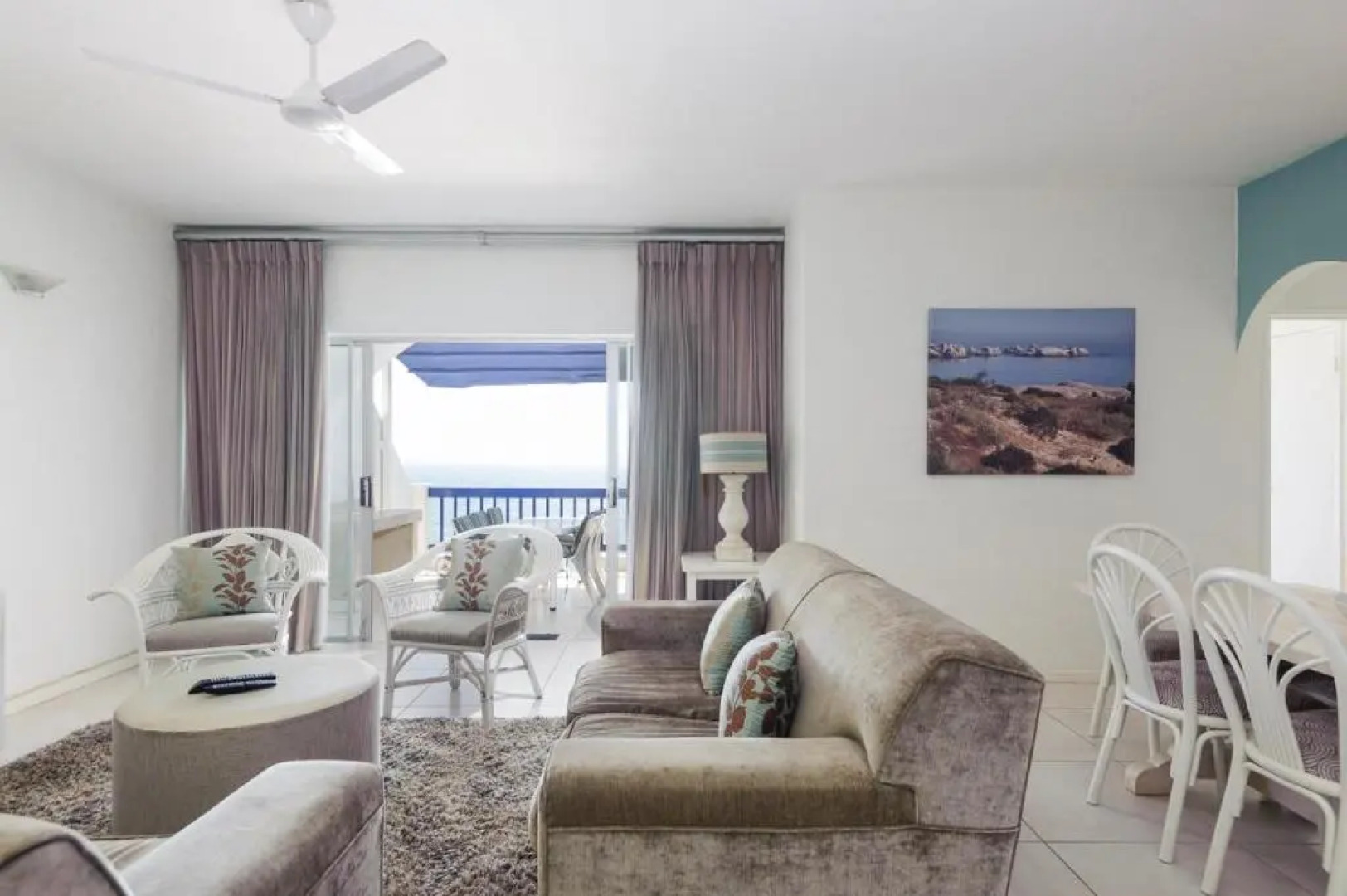 Santorini Akrotiri 28 (Family Only)