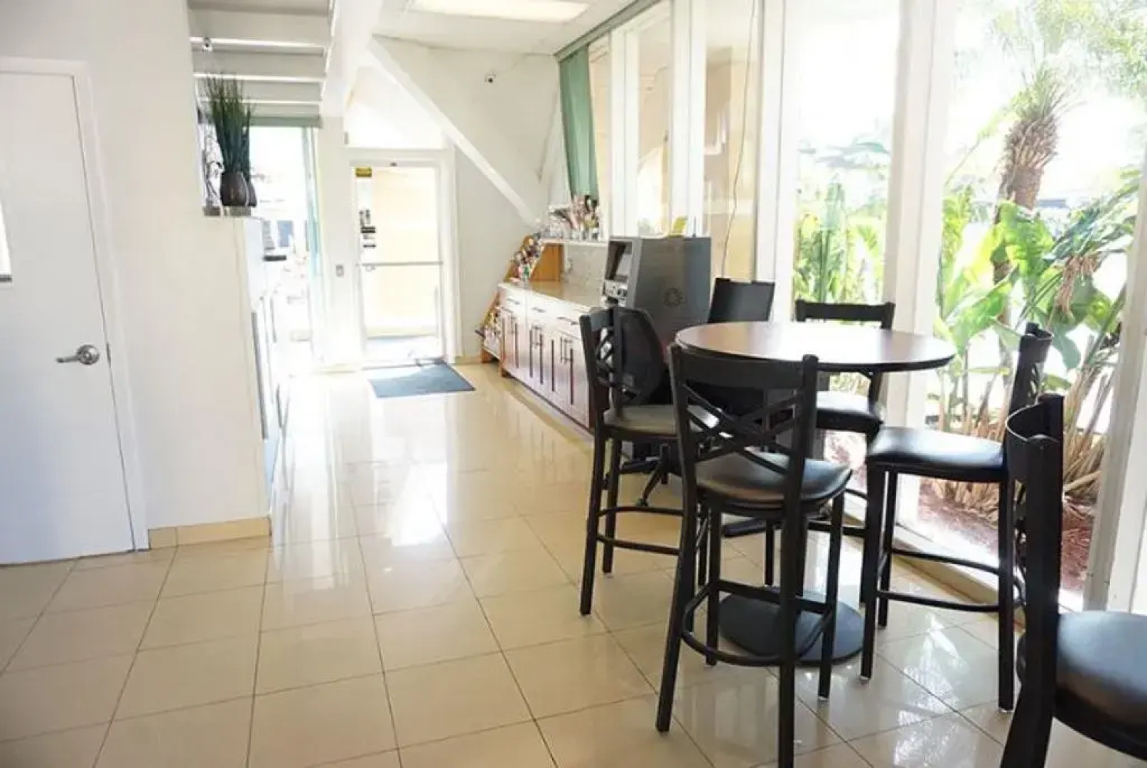 Hollywood Gateway Inn