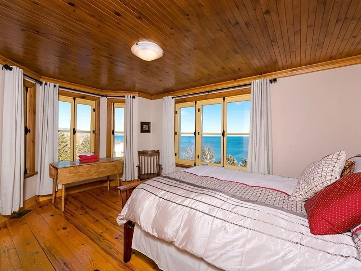 Maison de Campagne St. Irenee