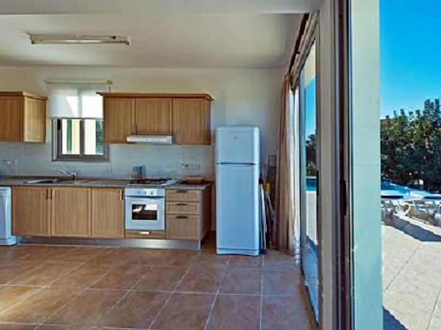 Sunny Villa, a Perfect Spacious Villa With Private Pool, Wifi & Ac in all Rooms