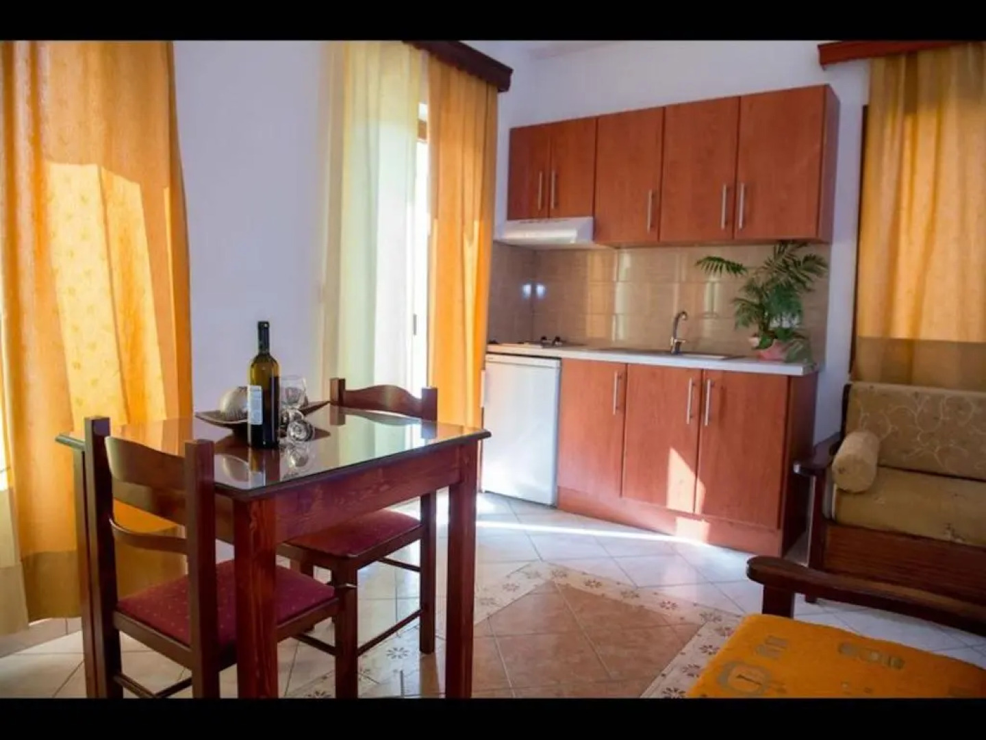 Room in Apartment - A spacious and bright studio with balcony no1111