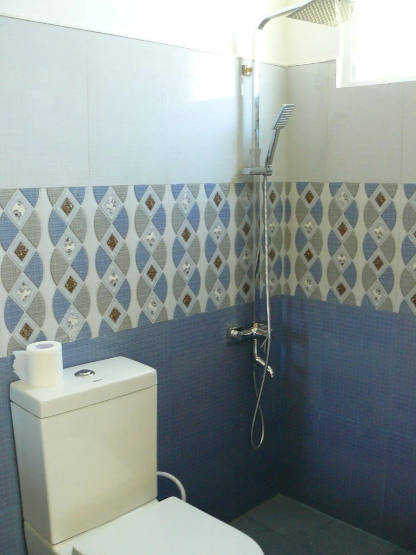 White House Adam's Peak