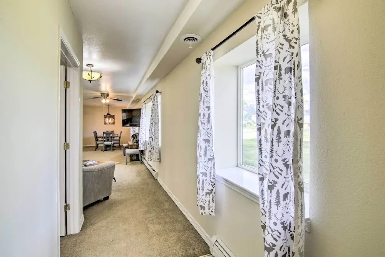 Montana's Emigrant Peaks Getaway: Apt w/ Mtn Views