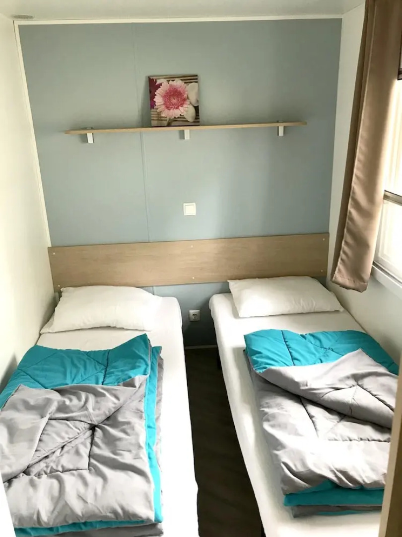 Property With 3 Bedrooms in Saint-julien-en-born, With Shared Pool, Furnished Terrace and Wifi - 4 km From the Beach