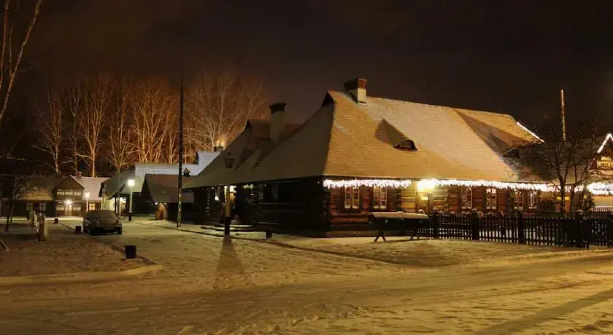 Zajazd-Camping-Skansen Pastewnik