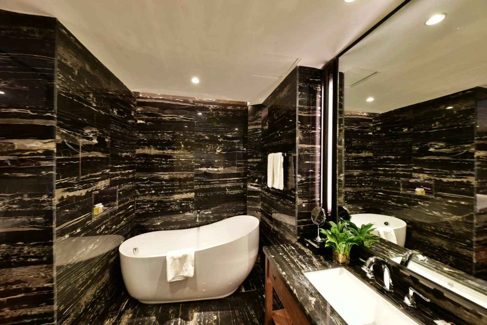 Jolie Vue Boutique Guilin