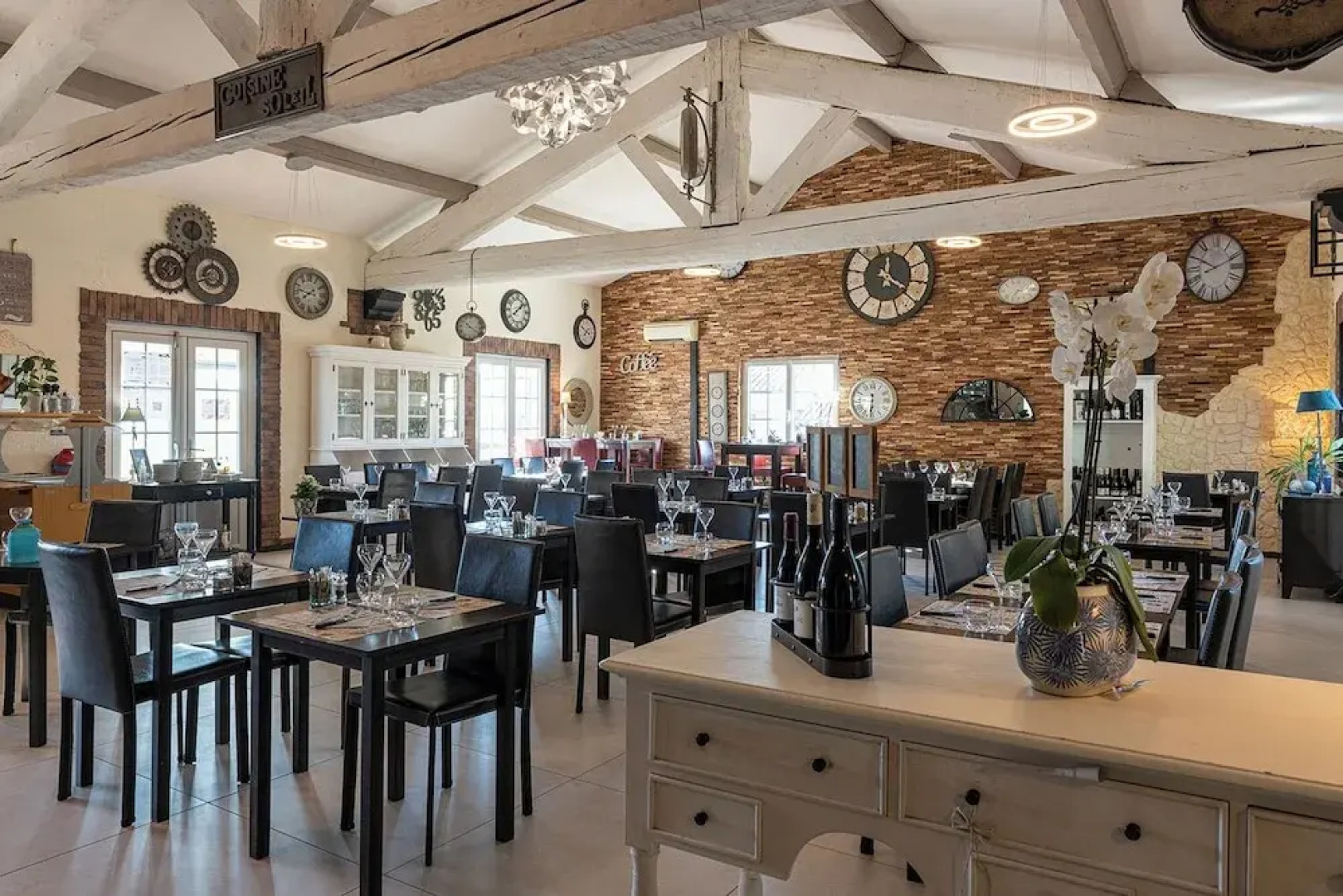 Hôtel Restaurant L'Horloge Gourmande