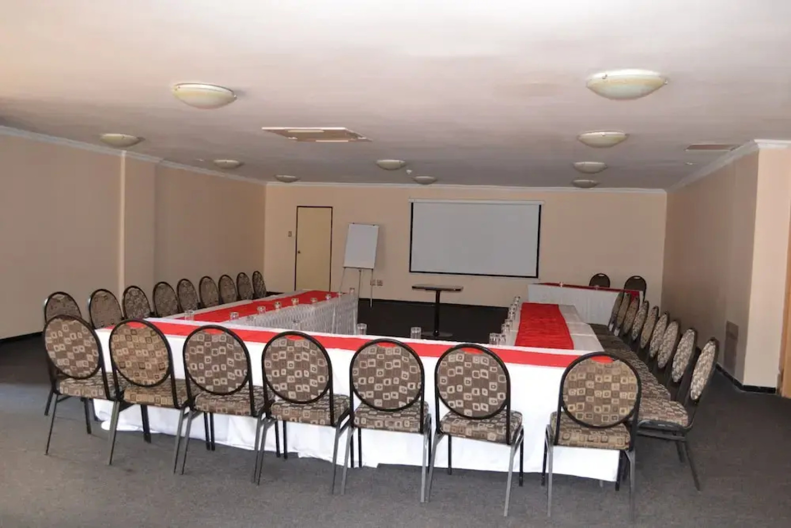 ANEW Hotel & Convention Centre OR Tambo