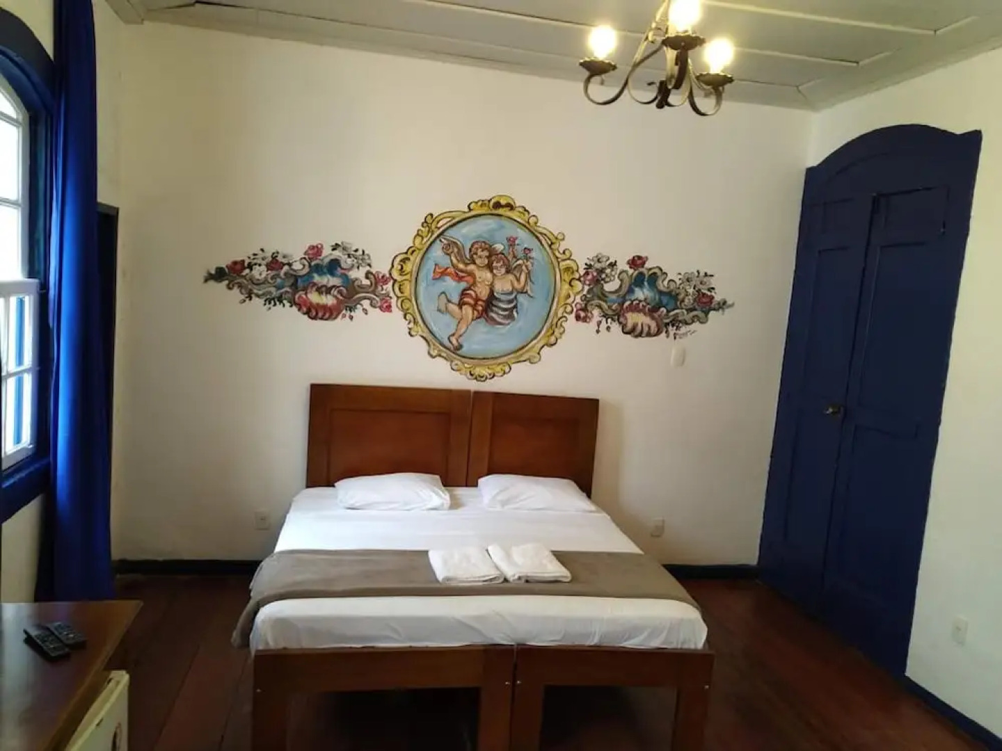 Solar Cláudio Manuel Pousada