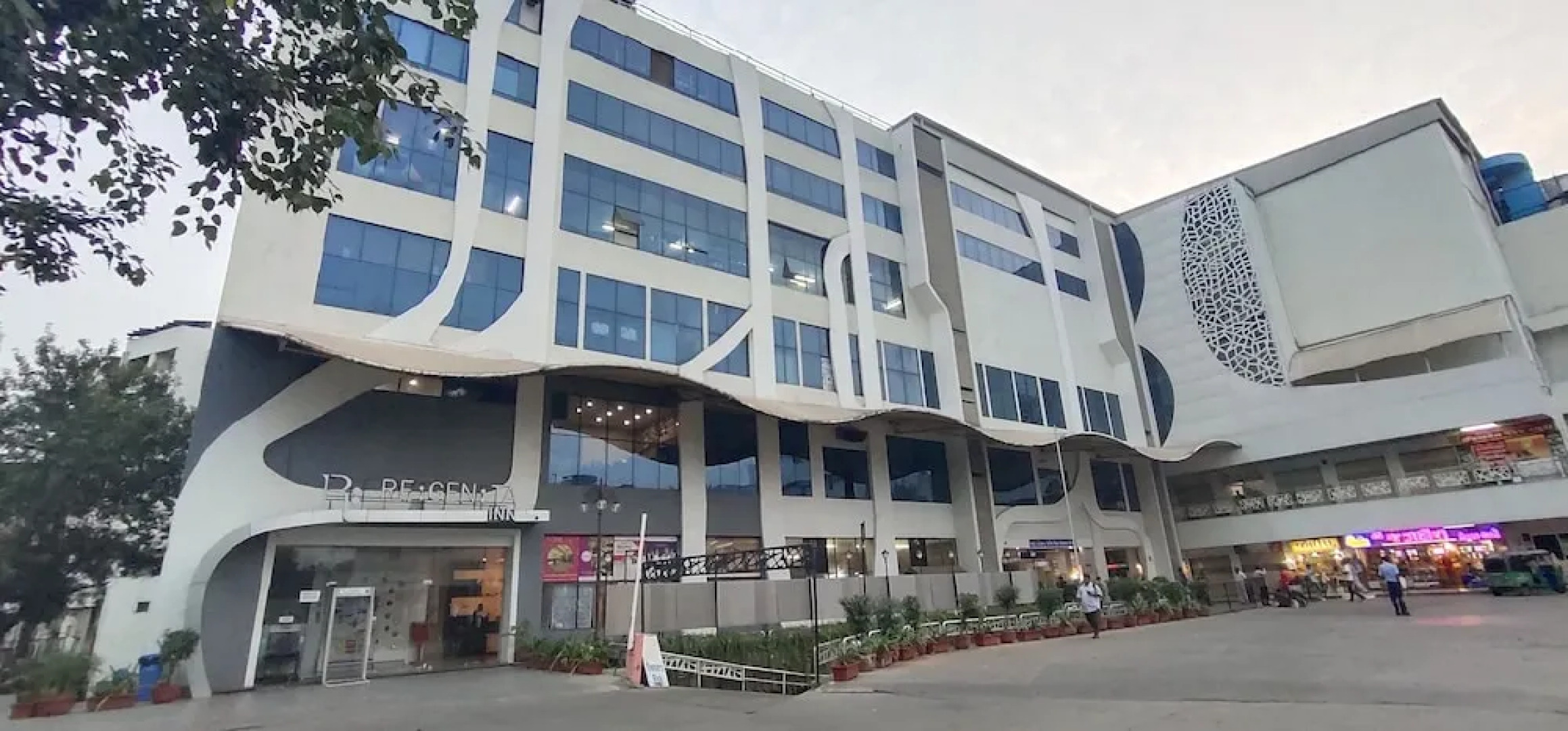 Regenta Inn Vadodara
