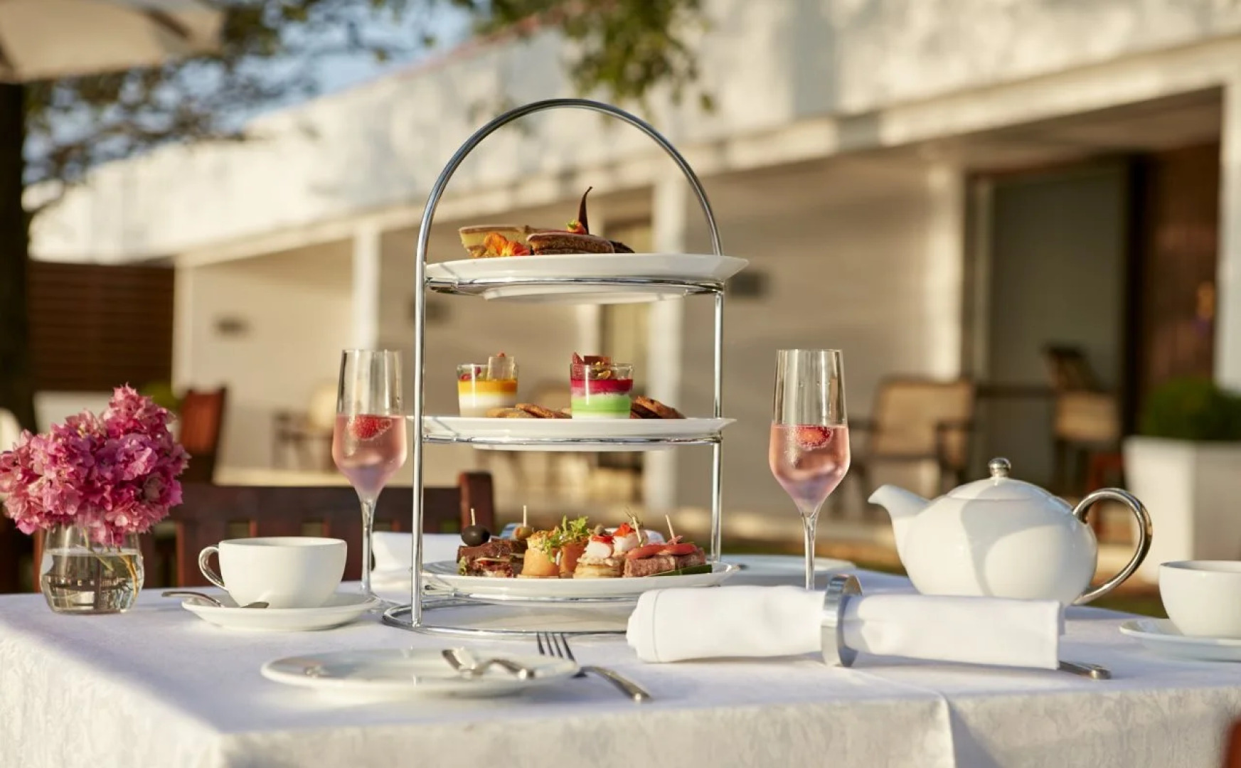 EKHO Lake House Polonnaruwa