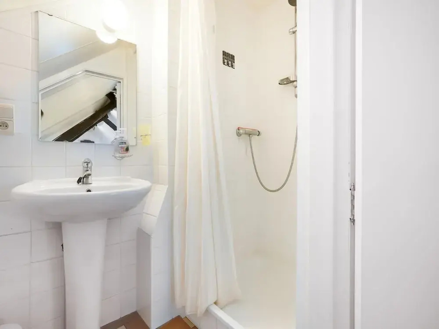 Voeren Mansion With Garden