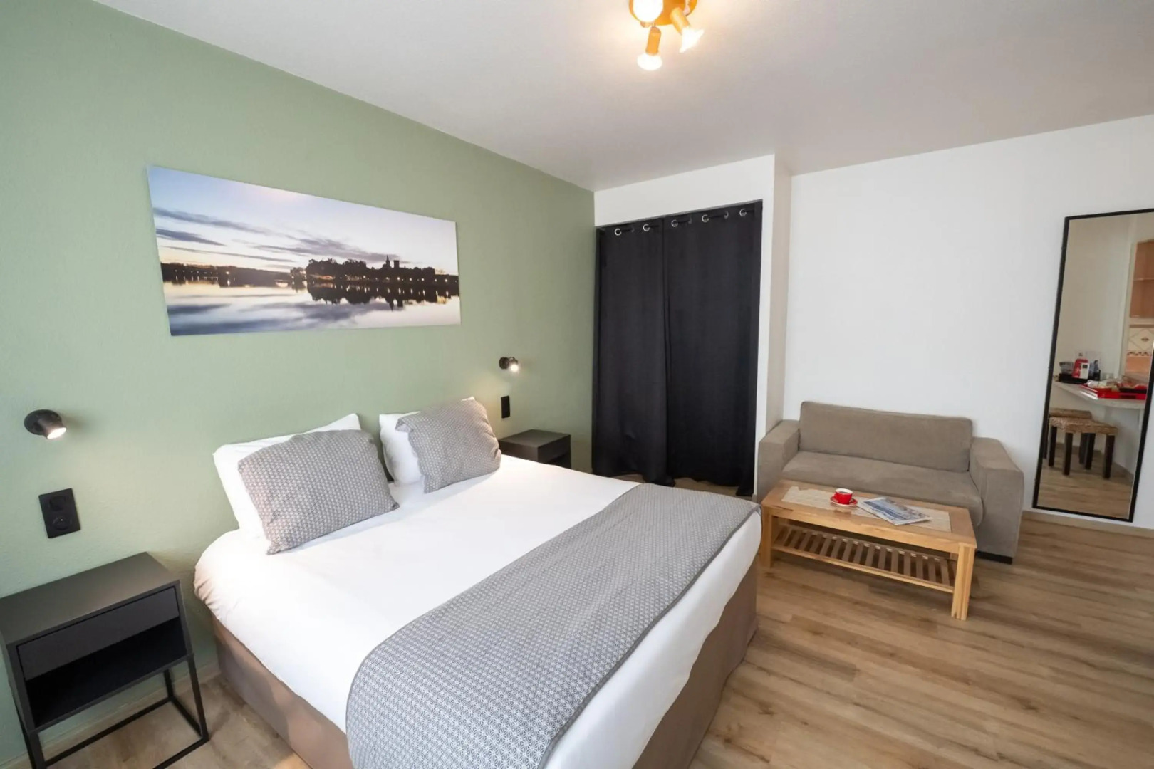 ibis Avignon Centre Pont de l'Europe