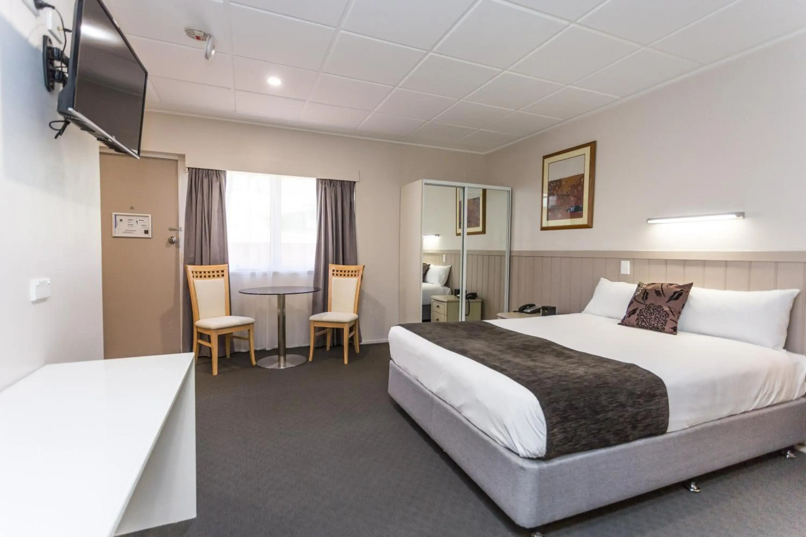 Country Comfort Amity Motel