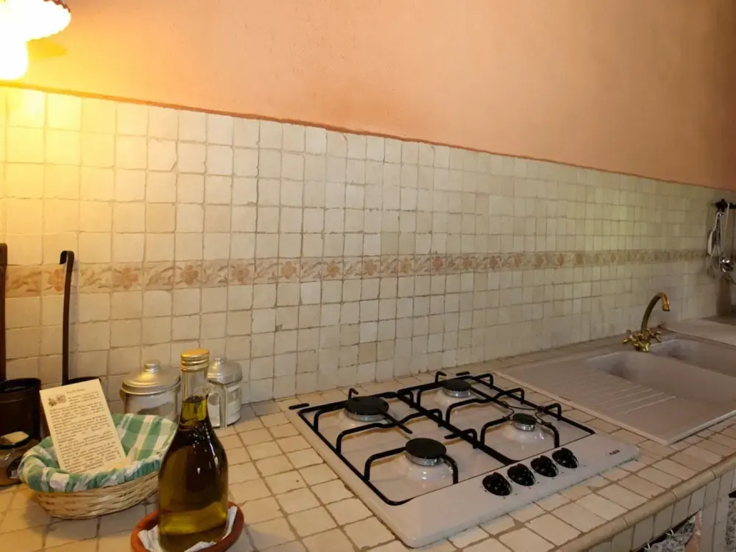 Cozy Cottage in Abbateggio With Garden