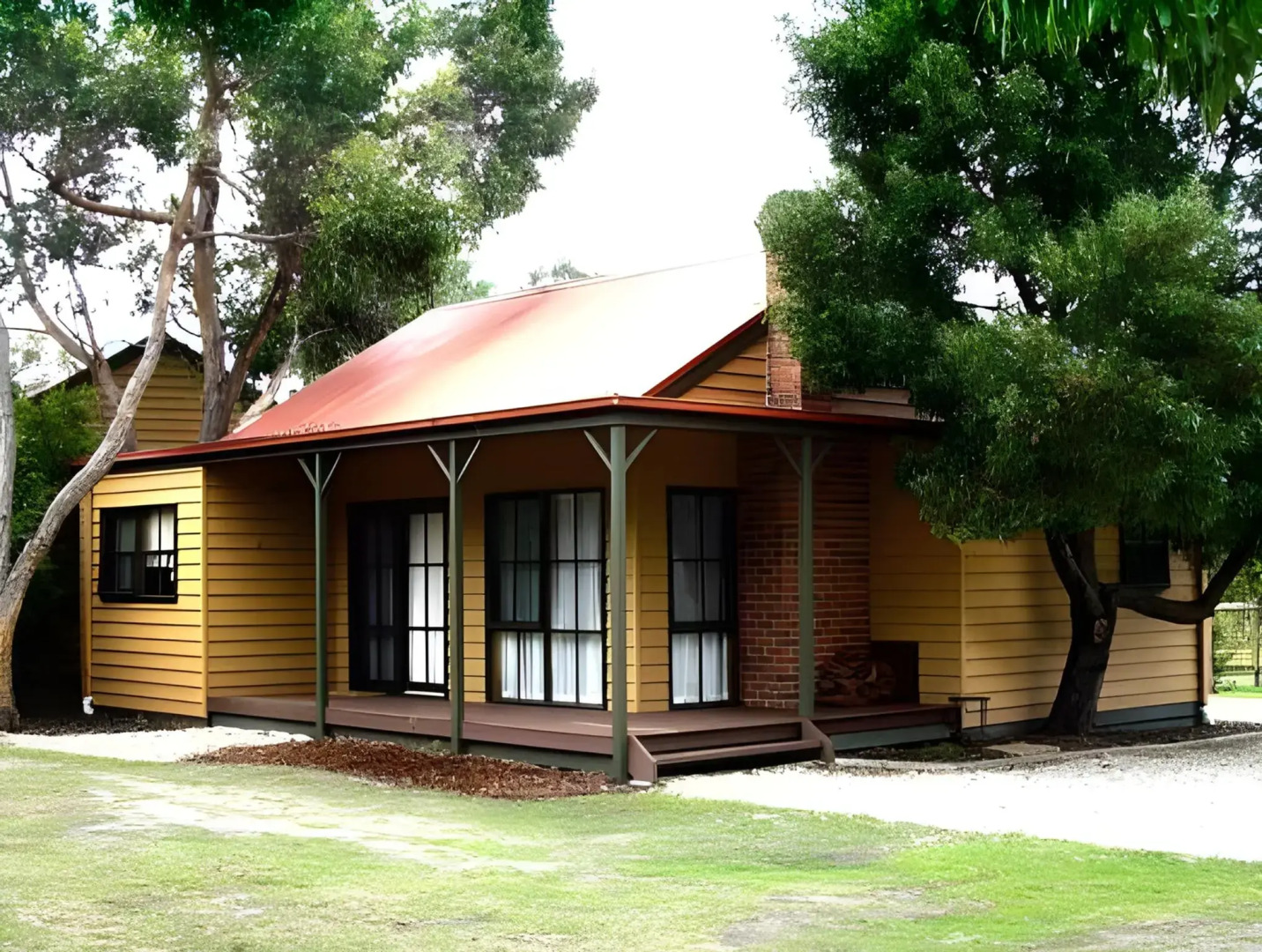 Mountain View Motor Inn & Holiday Lodges