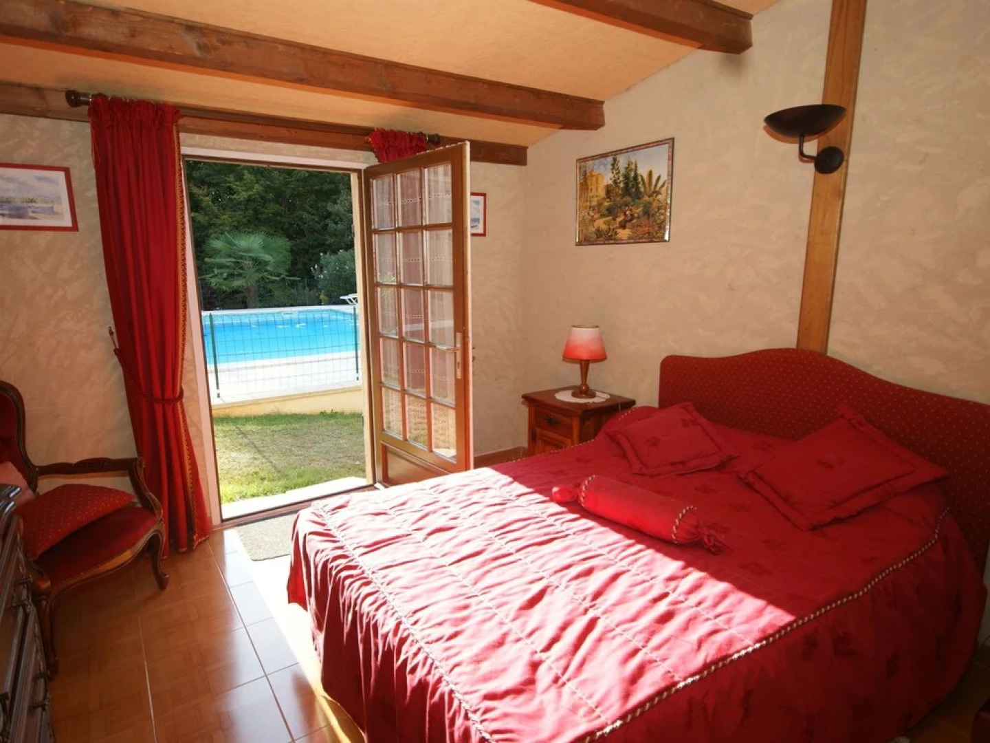 Cozy Holiday Home in Villefranche-du-Perigord with TV