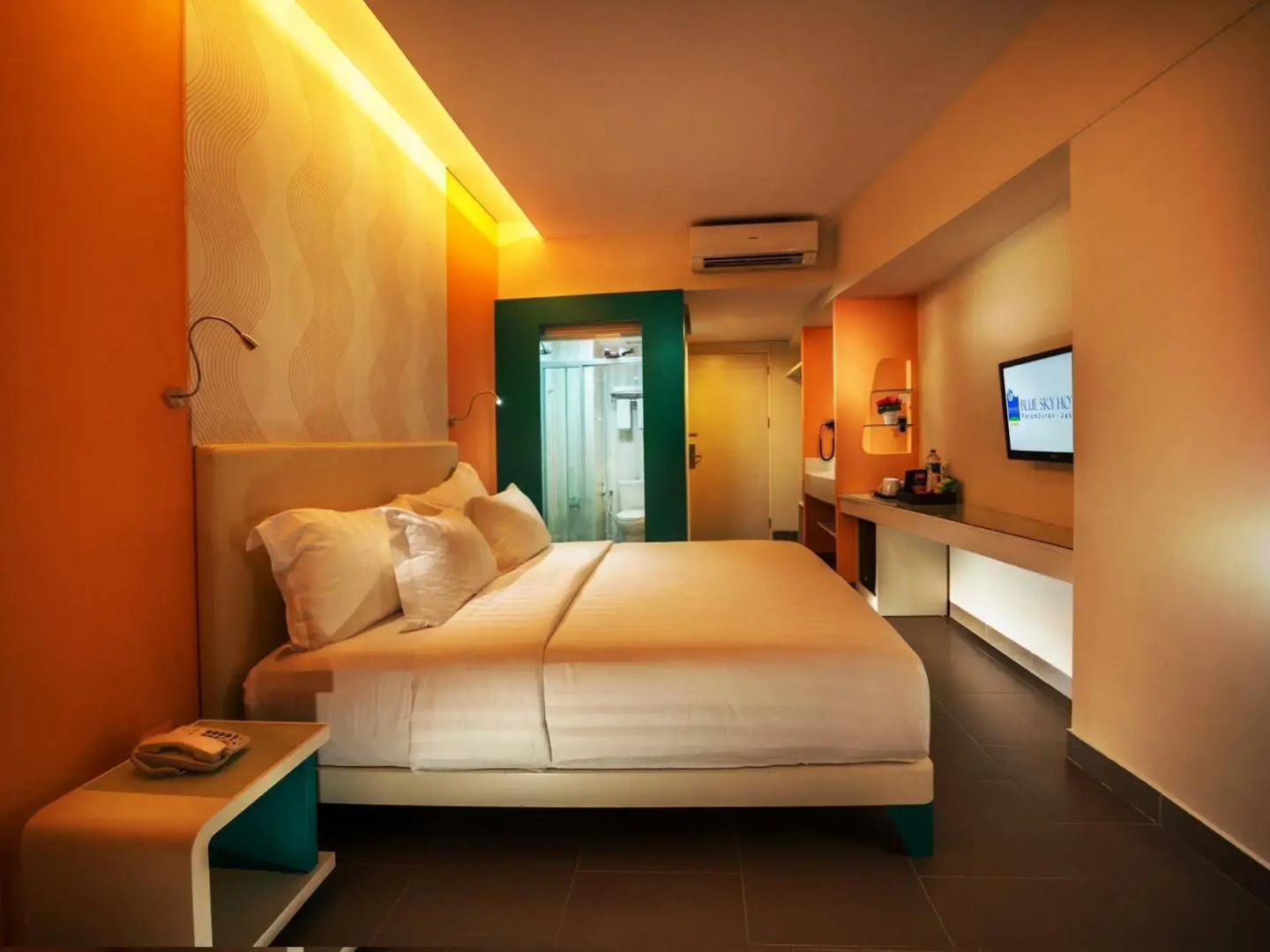 Blue Sky Hotel Petamburan