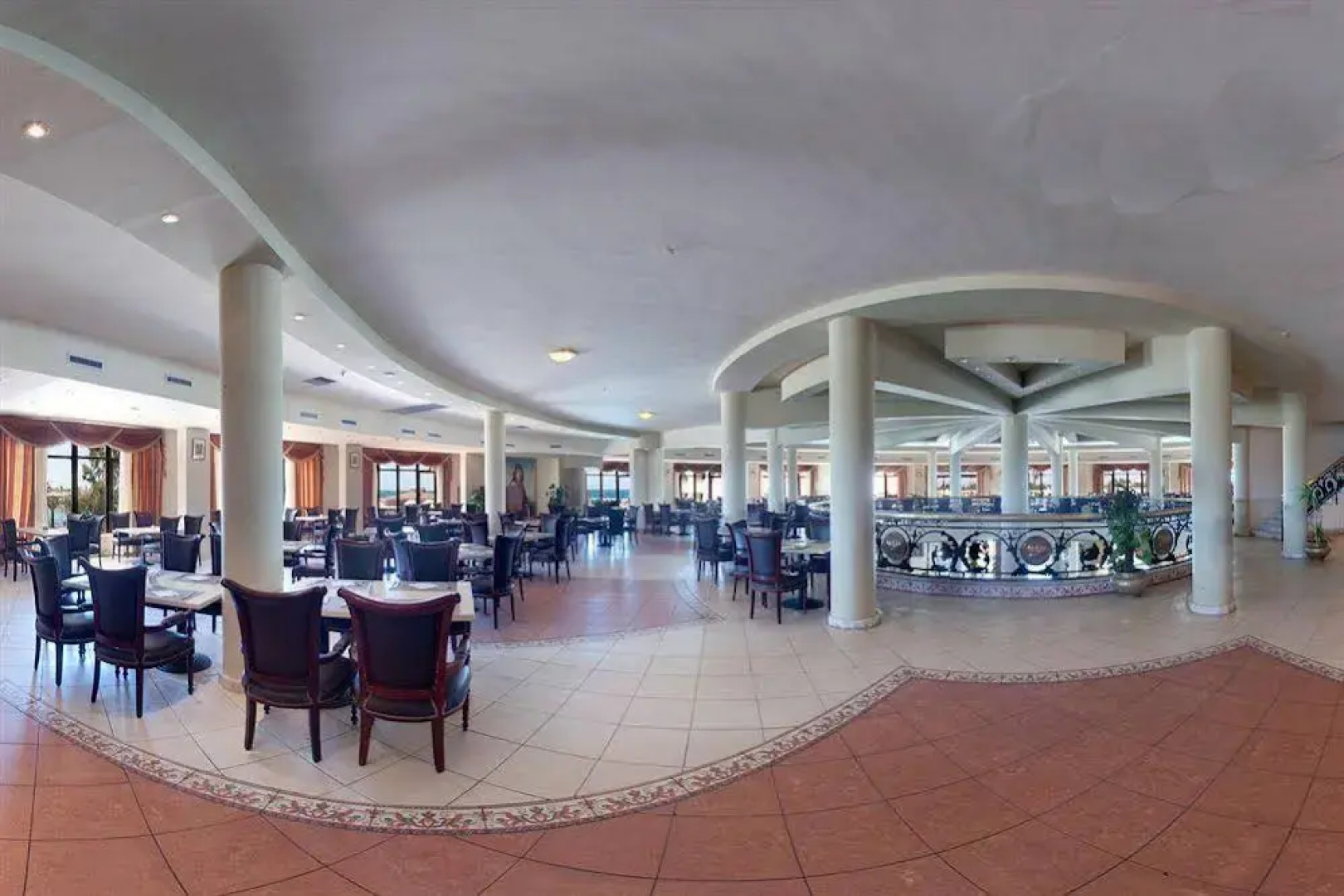 Golden 5 Almas Palace Hotel & Resort