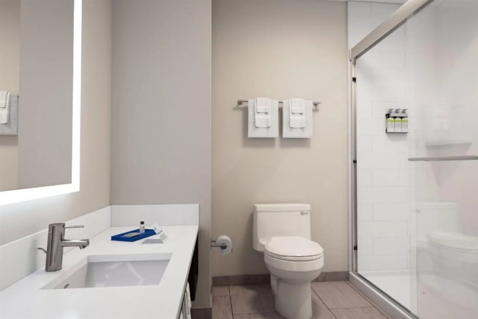 Holiday Inn Express & Suites Nokomis Sarasota South by IHG