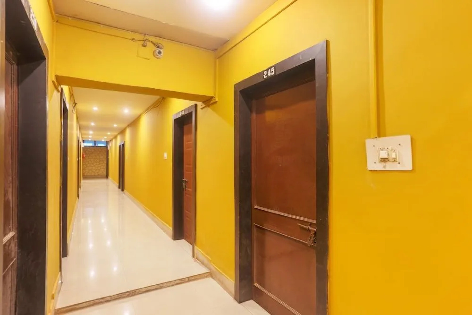 OYO 48884 Hotel Trishakti