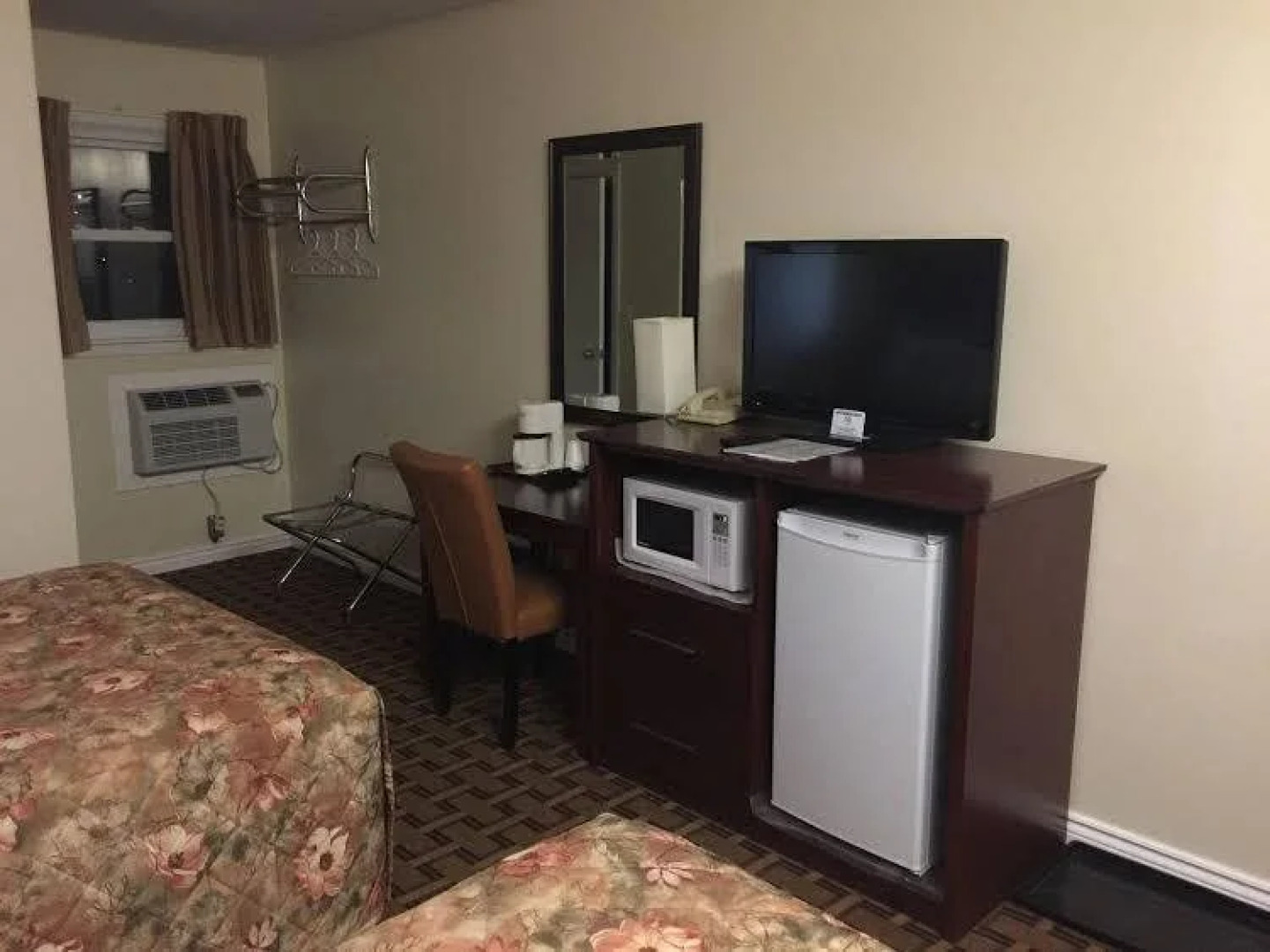 Park Place Motel & Suites