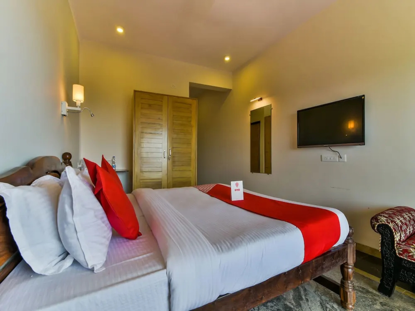 Capital O 12343 Aarya Boulevard