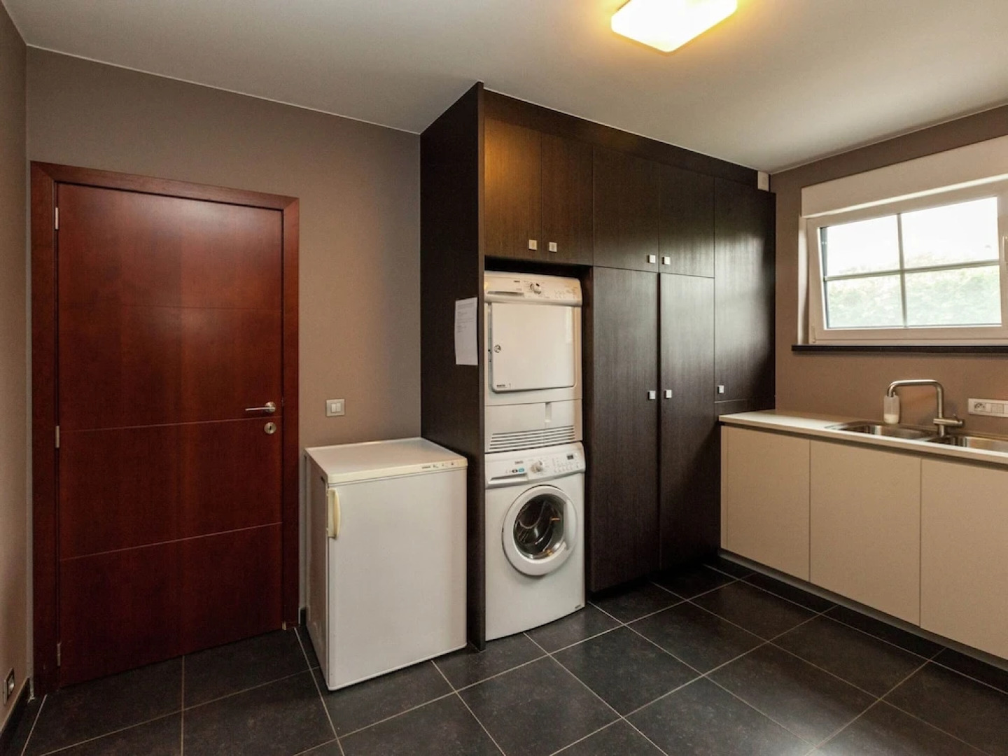 Beautiful Villa with Sauna & Hot Tub in the Region Haspengouw