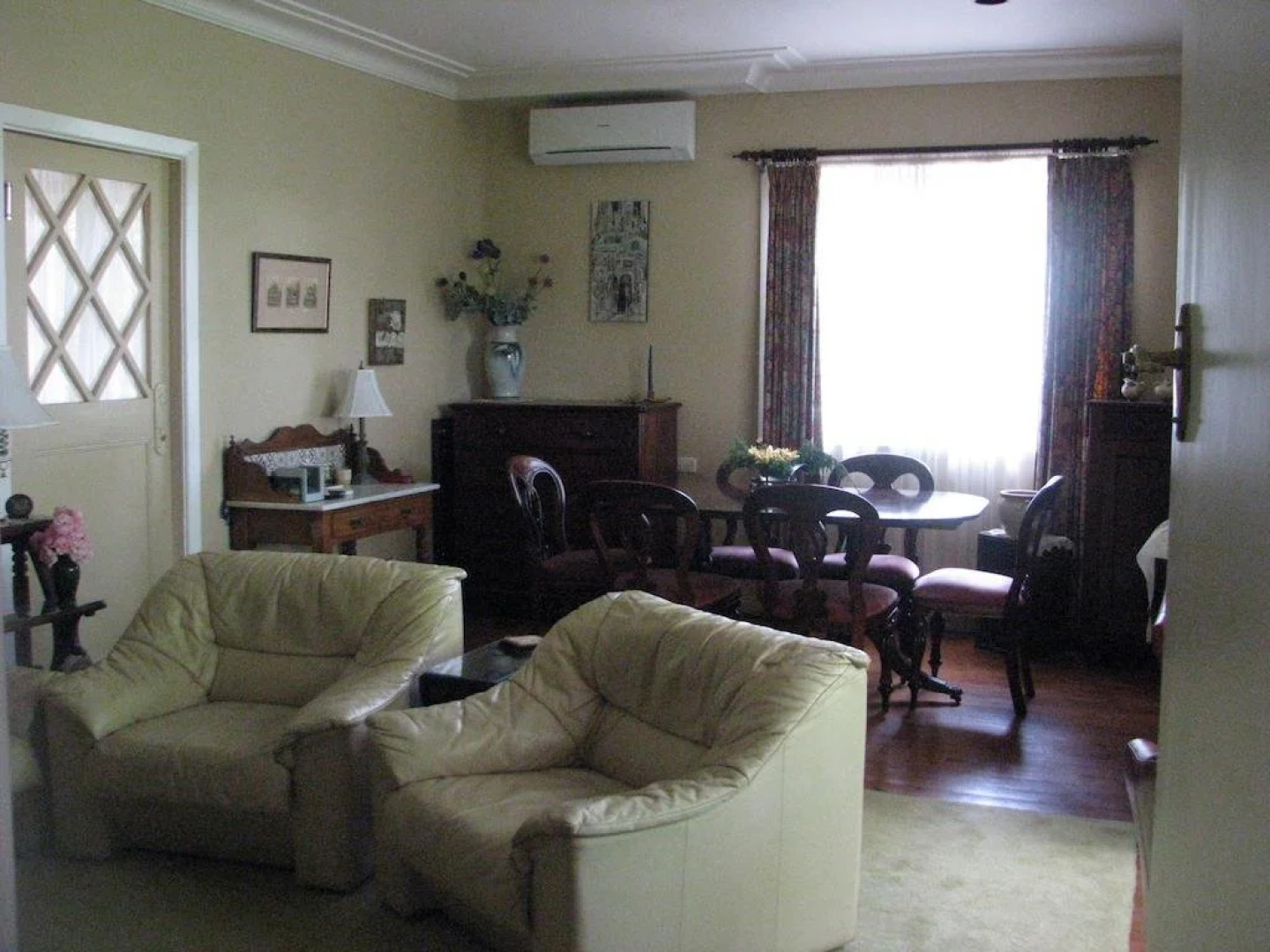 A Winter-Rose Cottage B&B