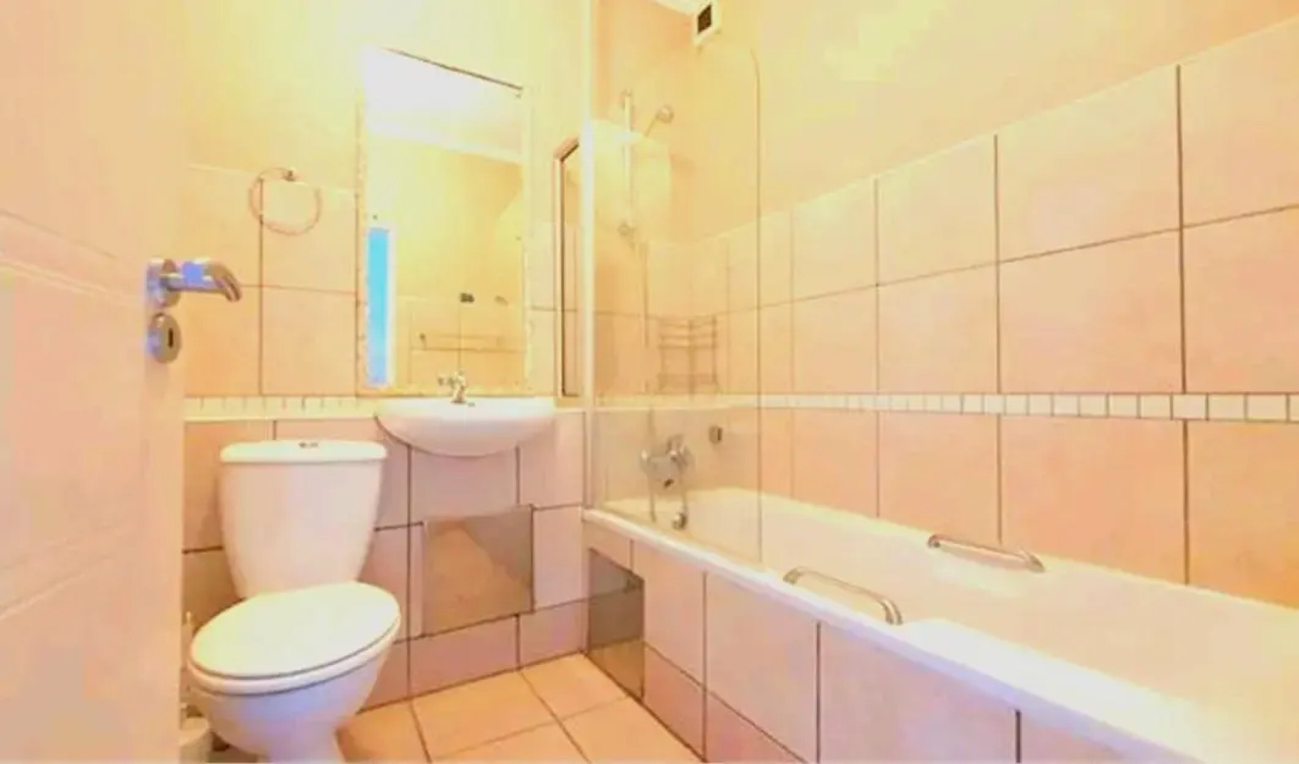 Beachside 3 bed apartment with stunning seaviews