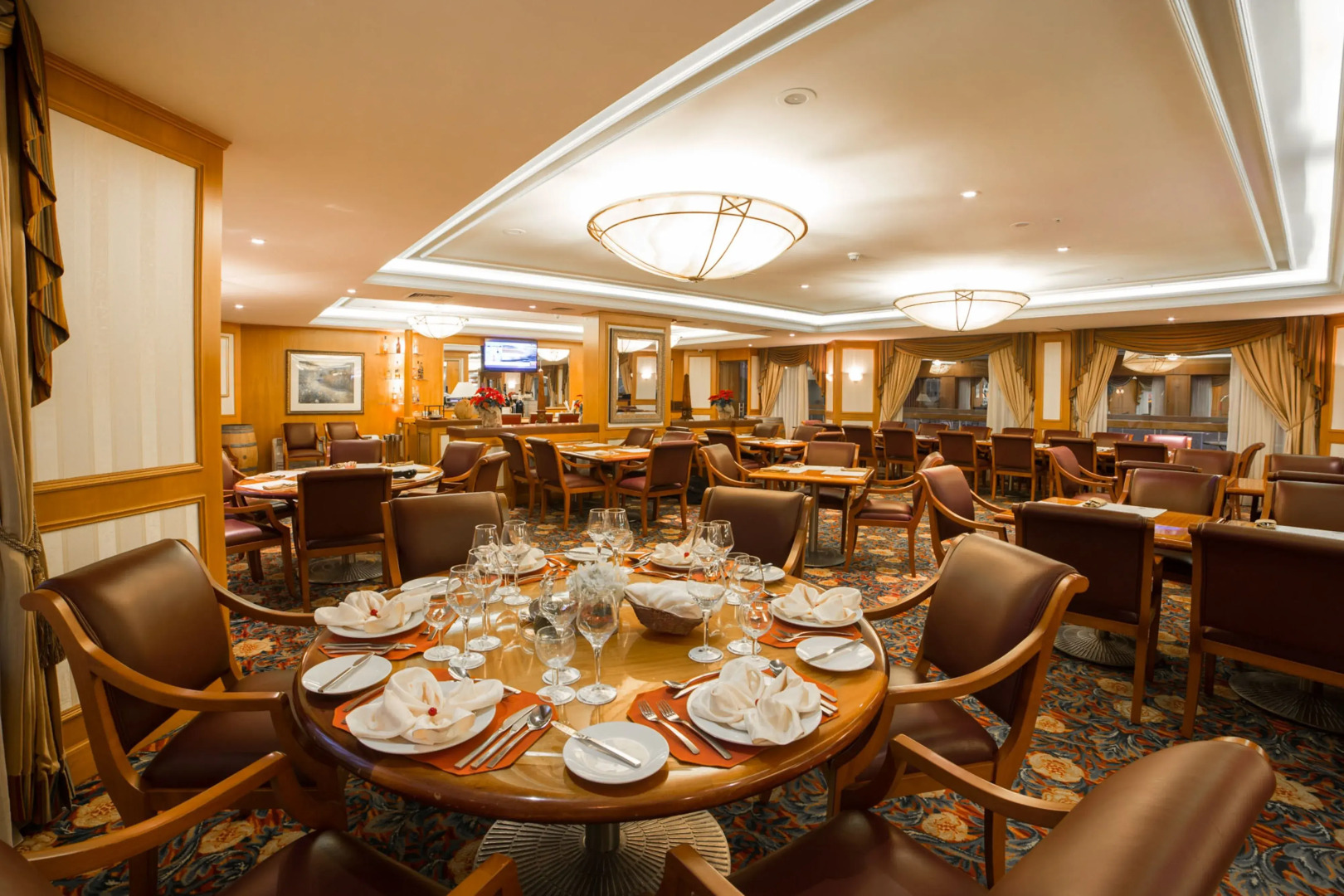 Golden Tulip Galleria Hotel