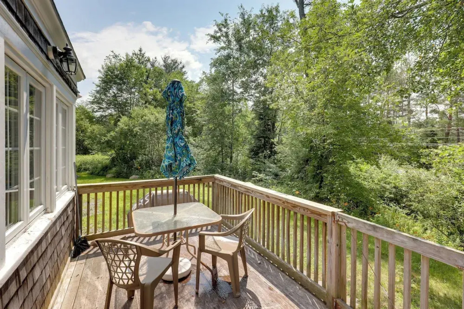 Franconia Escape on Half Acre w/ Fire Pit & Deck!