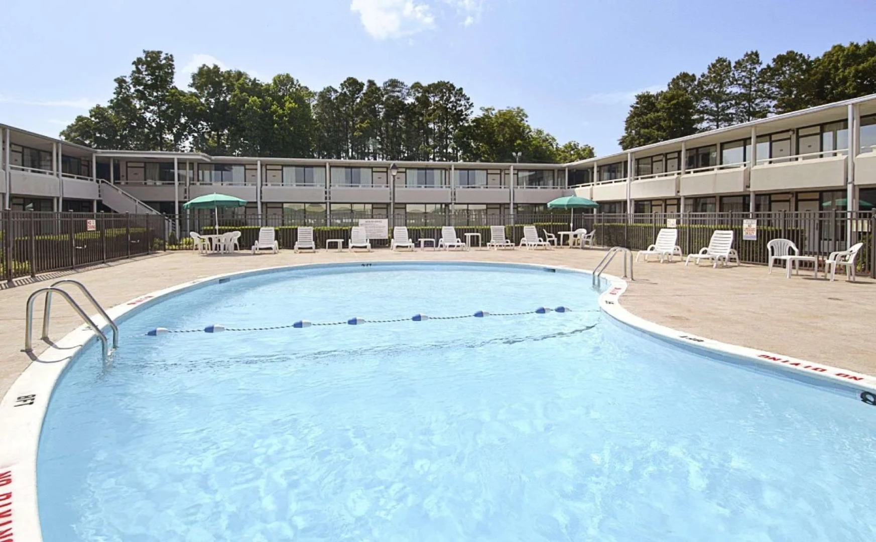 Ramada Burlington Hotel and Conference Center