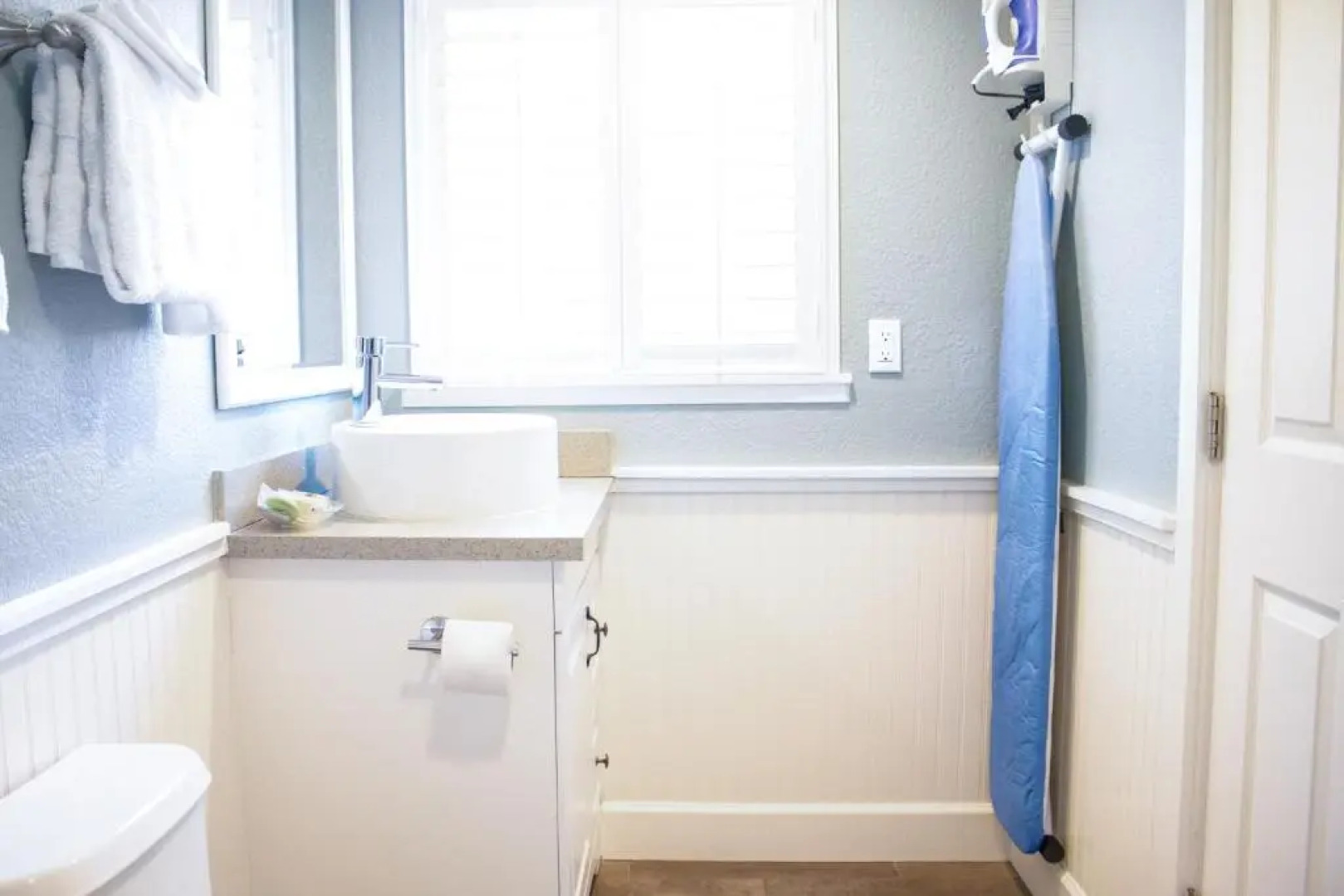 Ocean Echo Inn and Beach Cottages